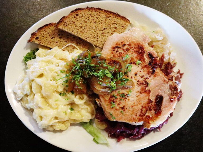 apline inn pork chop 1 768x576