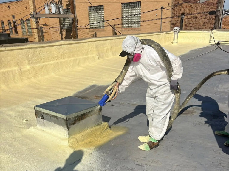 machine gun spray foam commerical roof 768x576