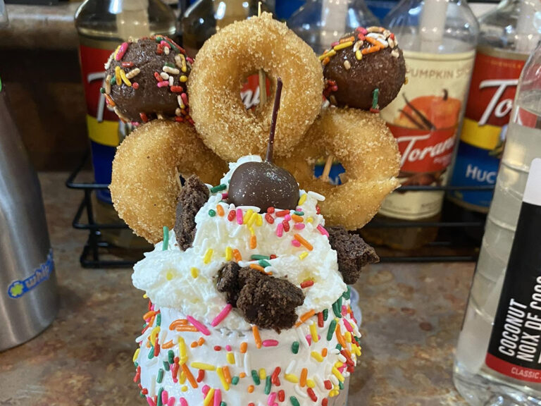emmas ice cream emporium donuts sundae 768x576