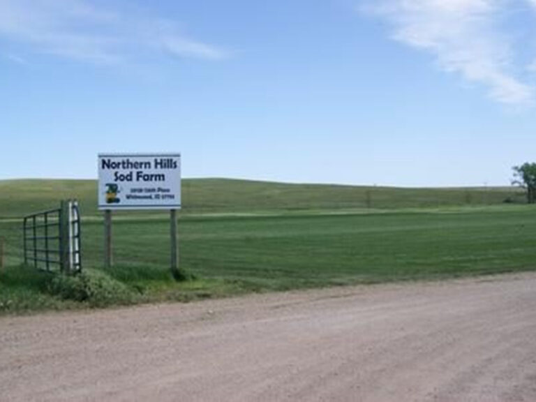 northern hills sod farm sign 768x576