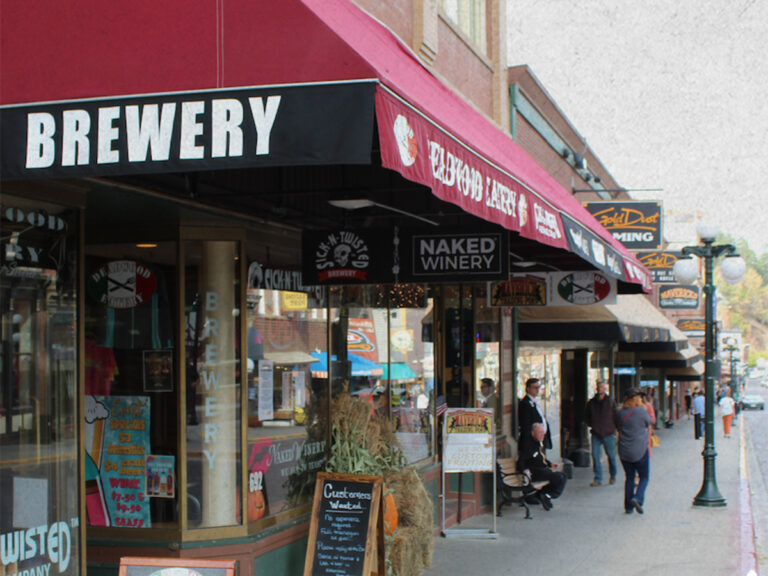 sick n twisted deadwood tasting room awning 768x576