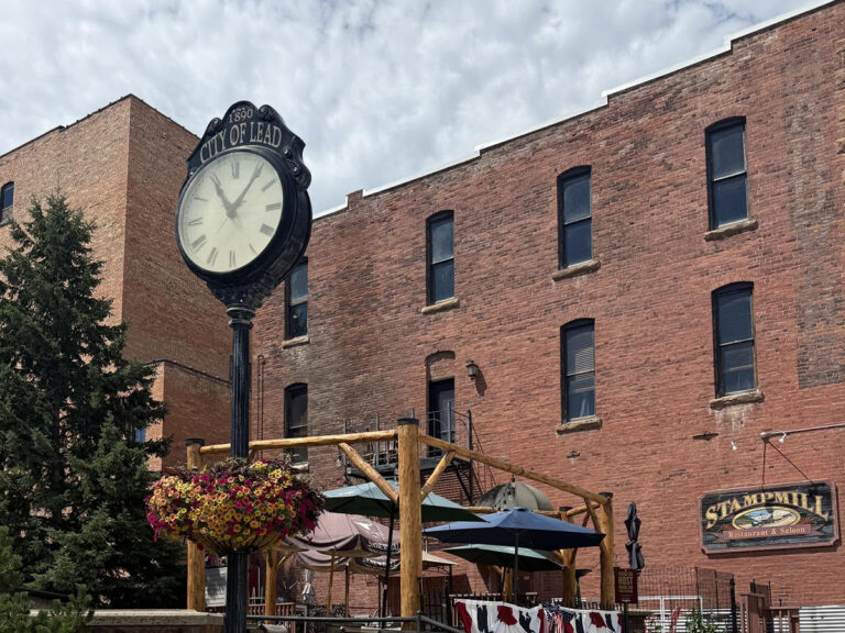 stampmill inn patio 768x576