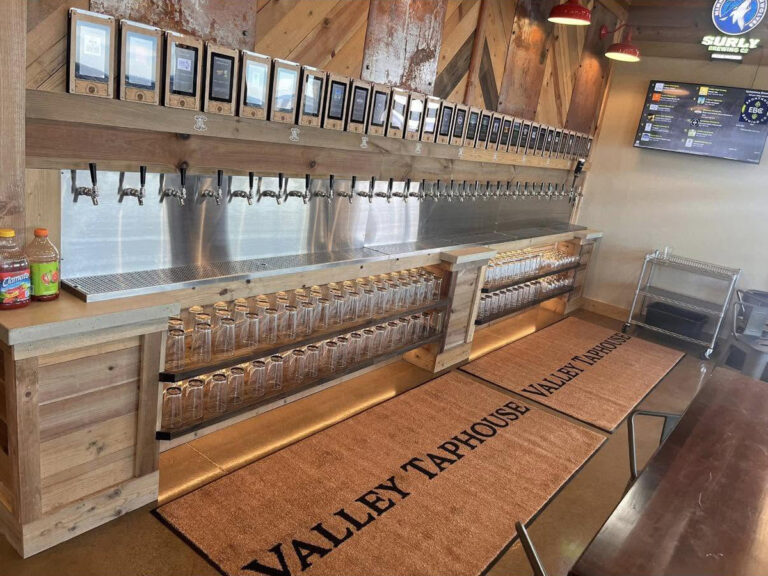 valley taphouse taps 768x576