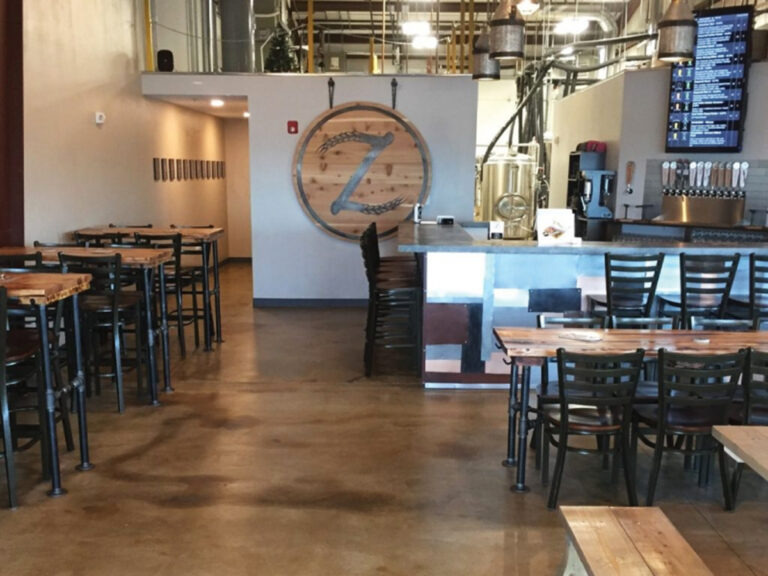 zymurcracy beer company seating 768x576